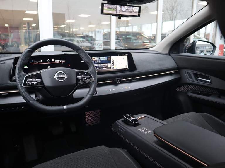 Nissan Nissan