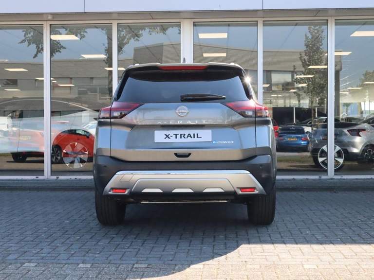 Nissan Nissan