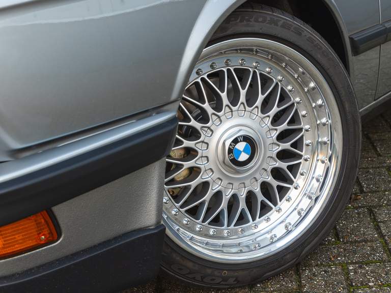 BMW BMW