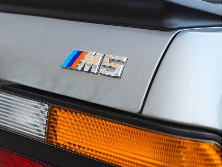 BMW BMW