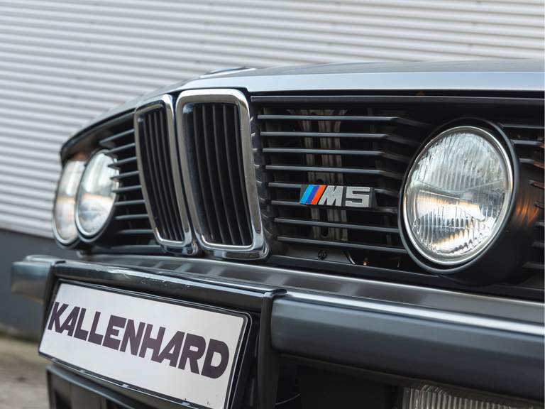 BMW BMW