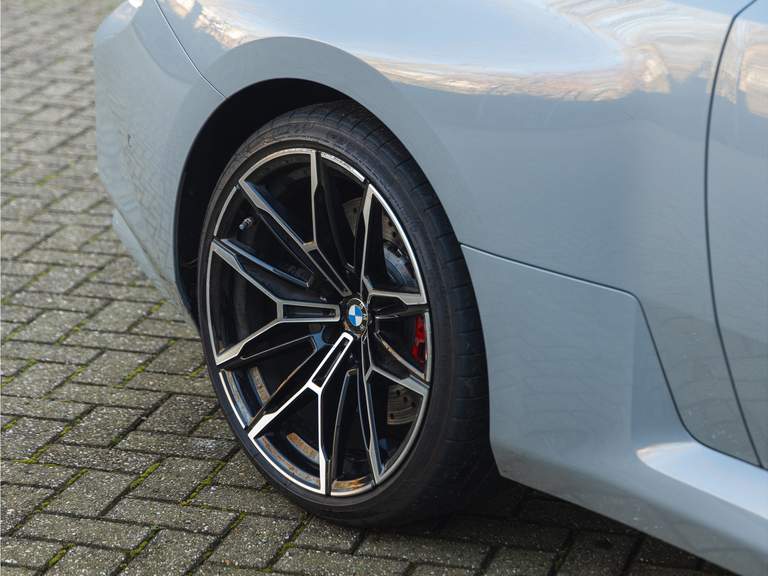 BMW BMW