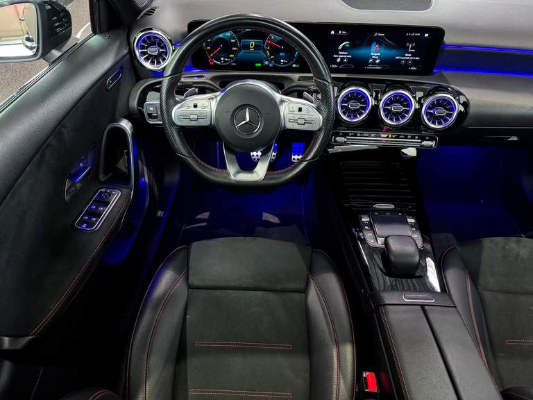 Mercedes-Benz Mercedes-Benz
