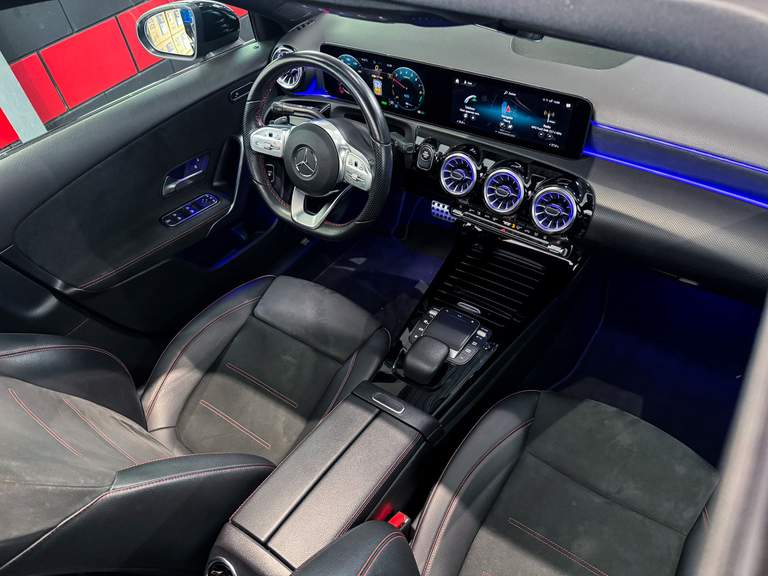 Mercedes-Benz Mercedes-Benz