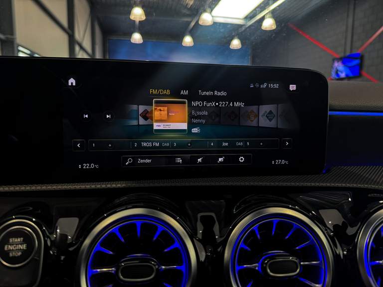 Mercedes-Benz Mercedes-Benz