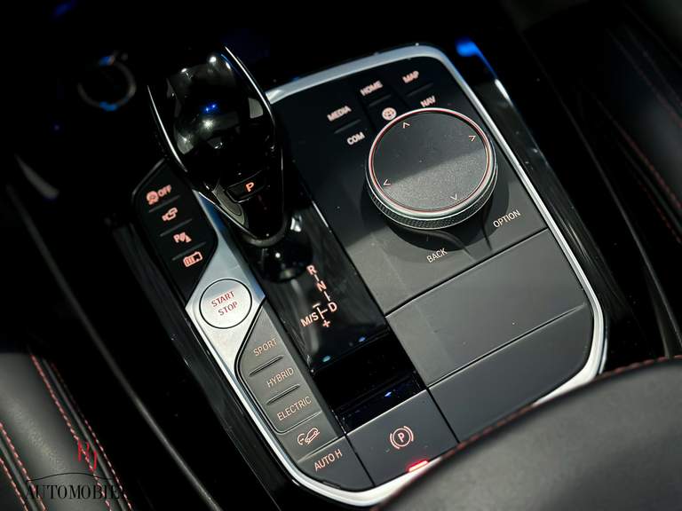 BMW BMW