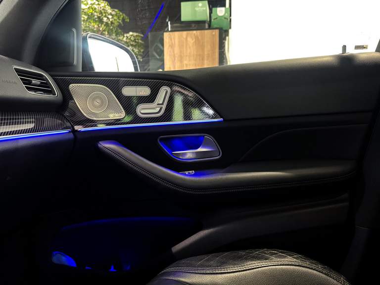 Mercedes-Benz Mercedes-Benz