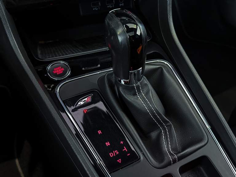 SEAT SEAT