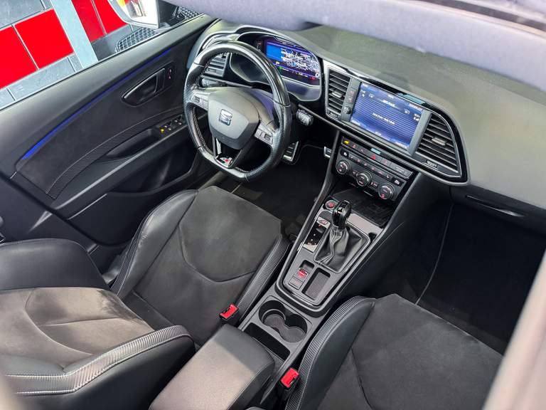 SEAT SEAT