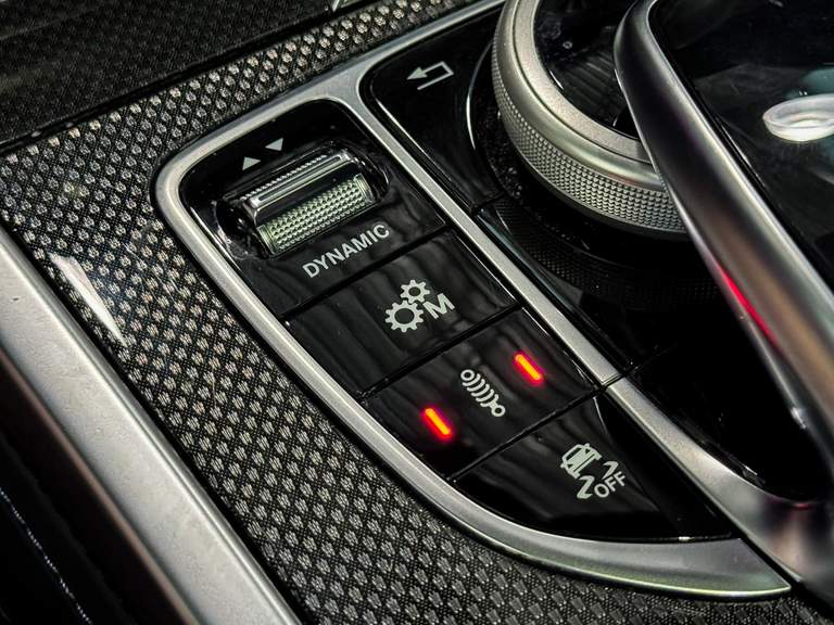 Mercedes-Benz Mercedes-Benz