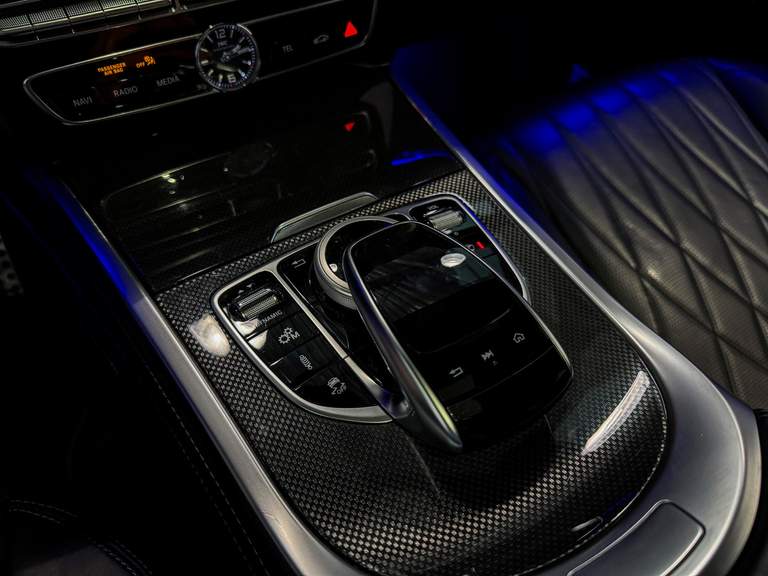 Mercedes-Benz Mercedes-Benz