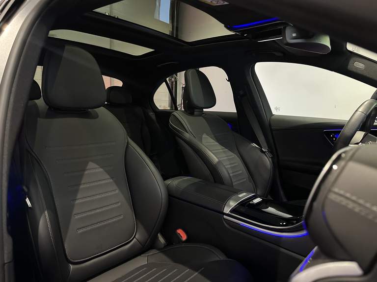 Mercedes-Benz Mercedes-Benz