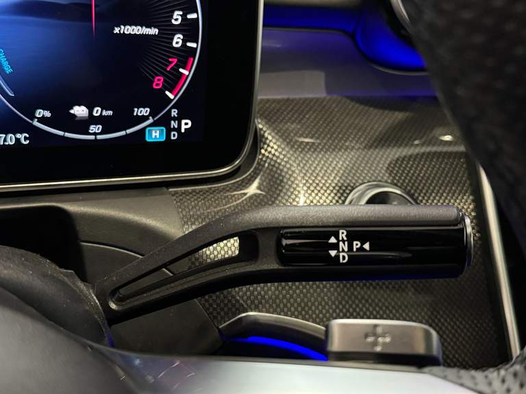 Mercedes-Benz Mercedes-Benz