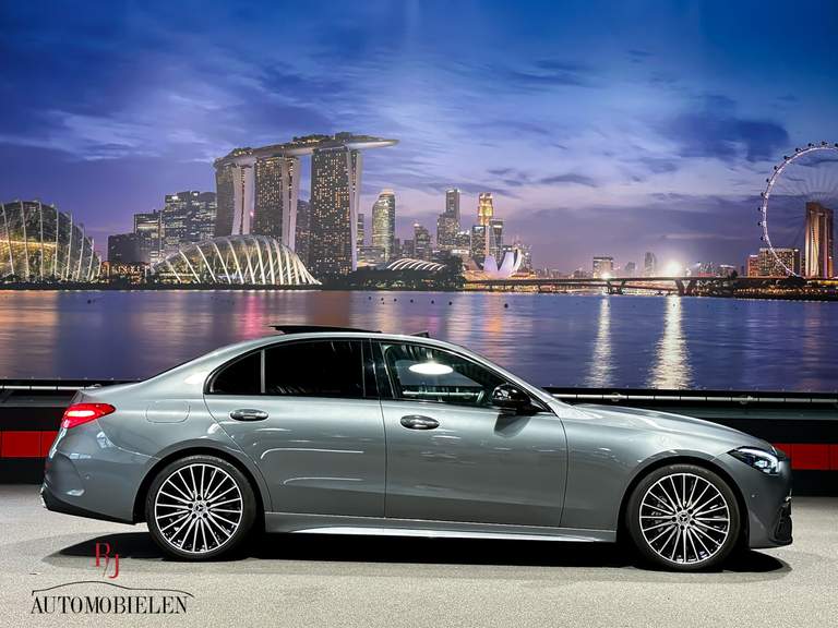 Mercedes-Benz Mercedes-Benz