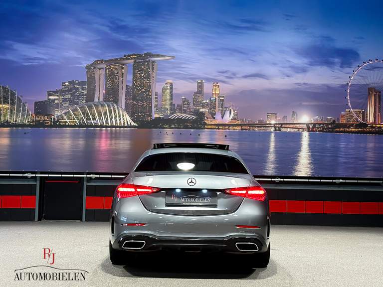 Mercedes-Benz Mercedes-Benz