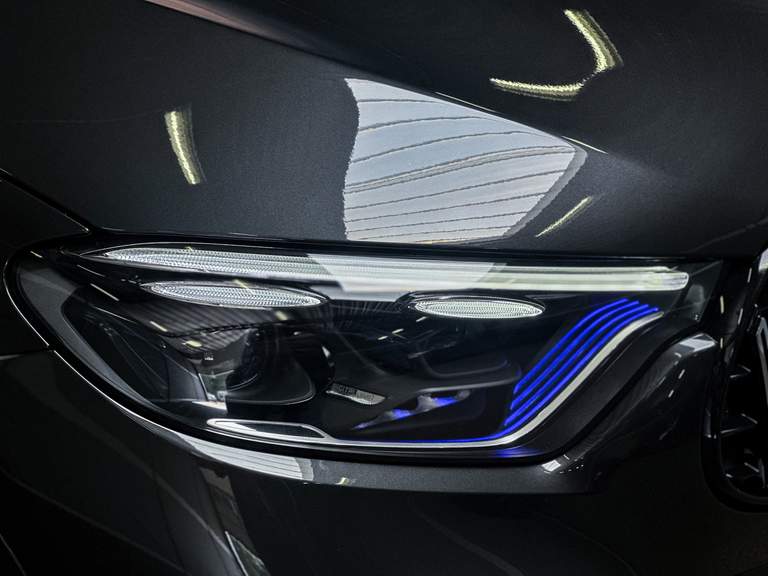 Mercedes-Benz Mercedes-Benz