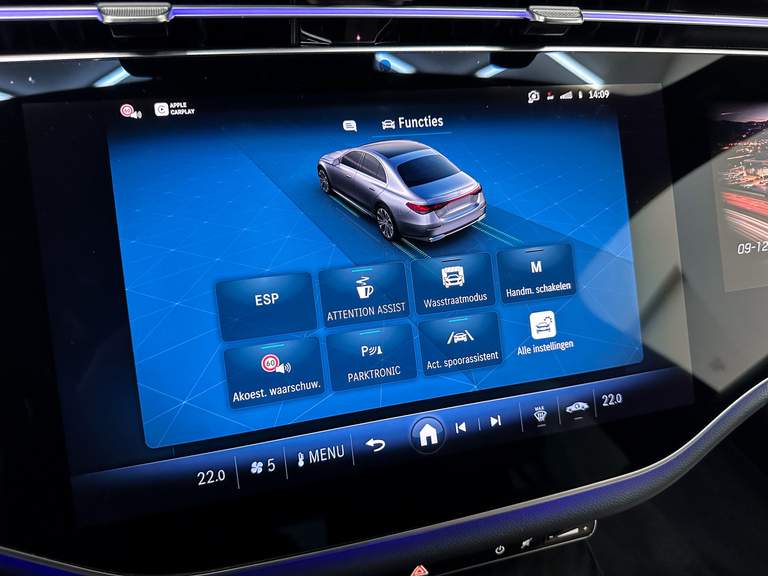 Mercedes-Benz Mercedes-Benz