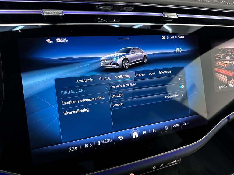 Mercedes-Benz Mercedes-Benz