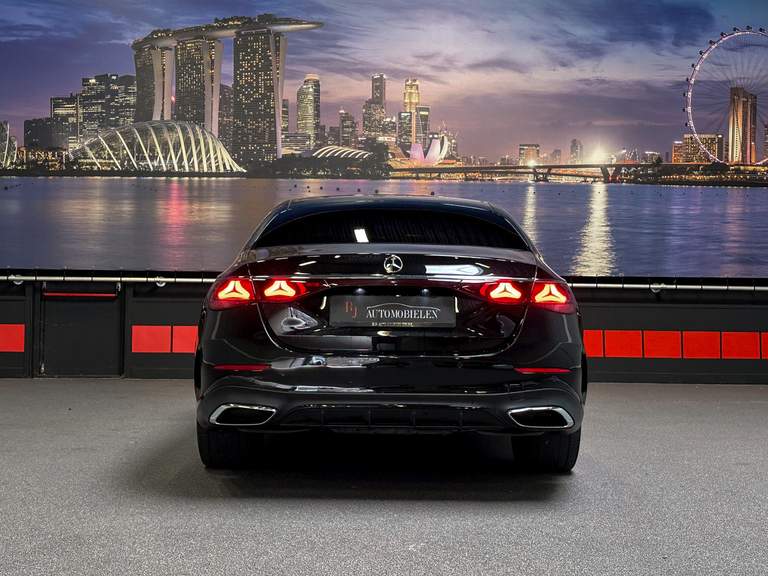 Mercedes-Benz Mercedes-Benz