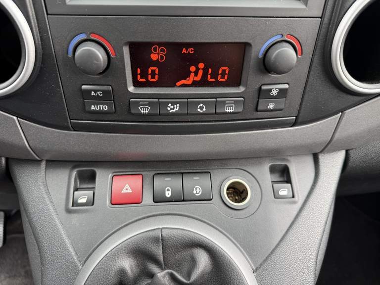 Peugeot Peugeot