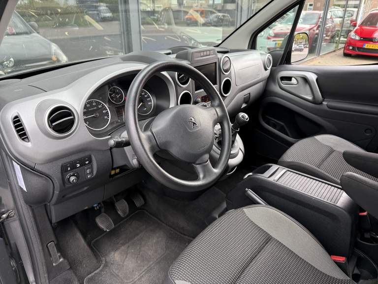 Peugeot Peugeot