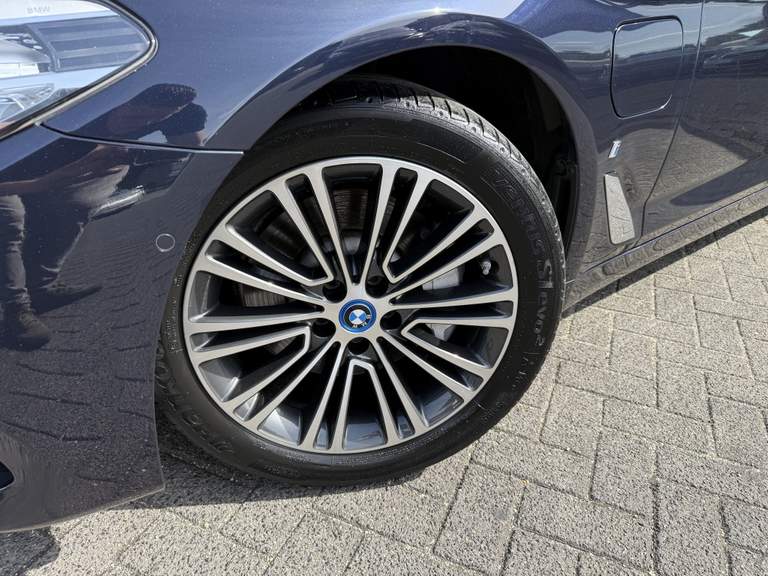 BMW BMW