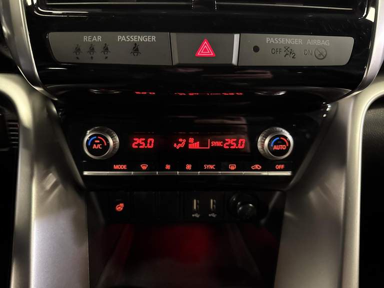 Mitsubishi Mitsubishi