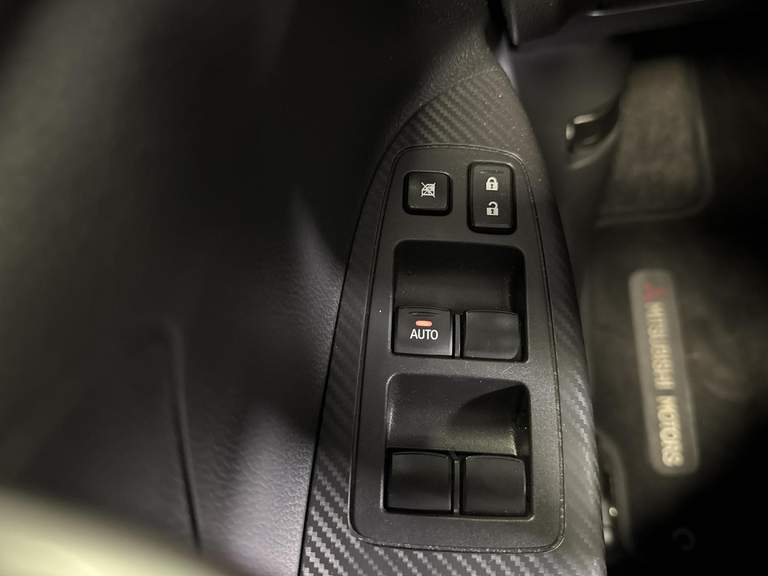 Mitsubishi Mitsubishi