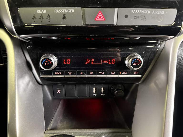 Mitsubishi Mitsubishi