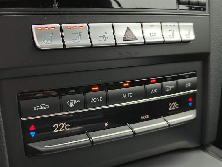 Mercedes-Benz Mercedes-Benz