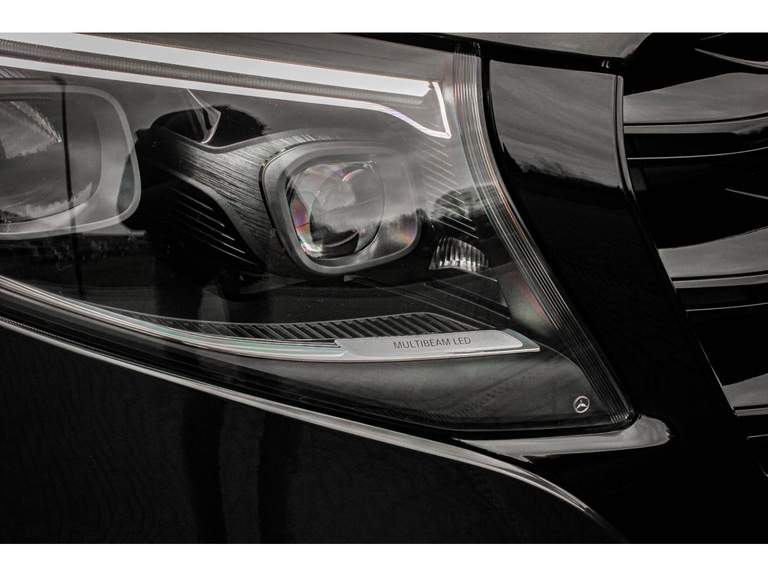 Mercedes-Benz Mercedes-Benz