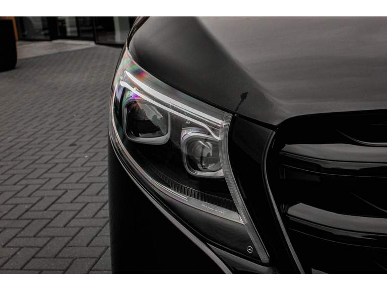 Mercedes-Benz Mercedes-Benz