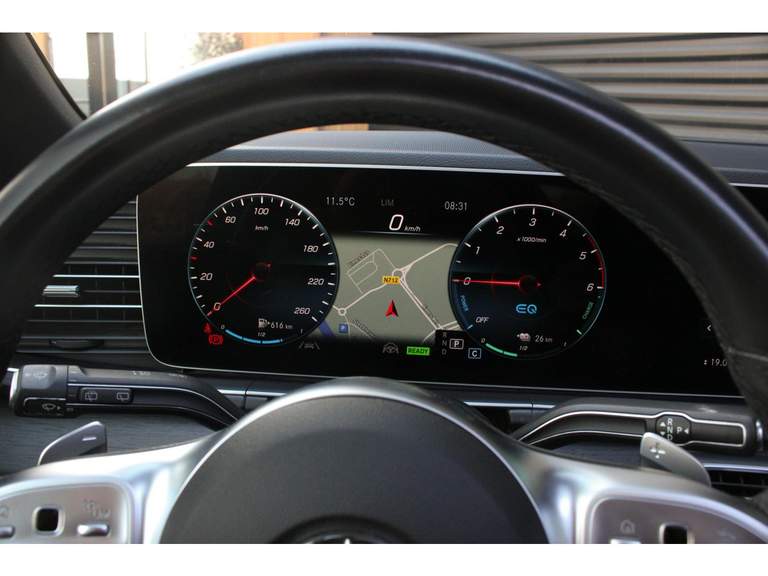 Mercedes-Benz Mercedes-Benz