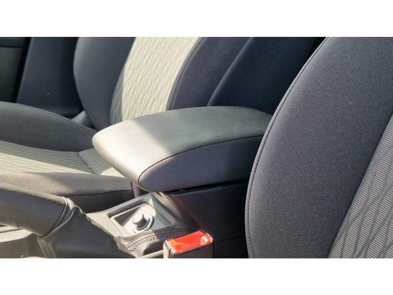 SEAT SEAT