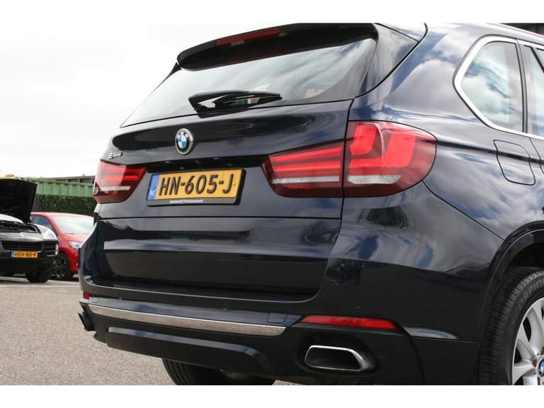 BMW BMW