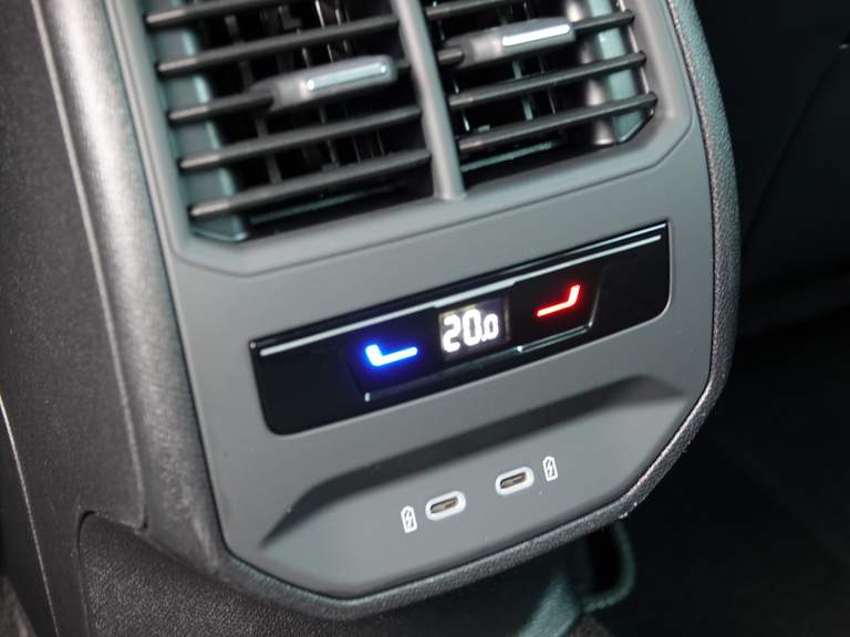 SEAT SEAT