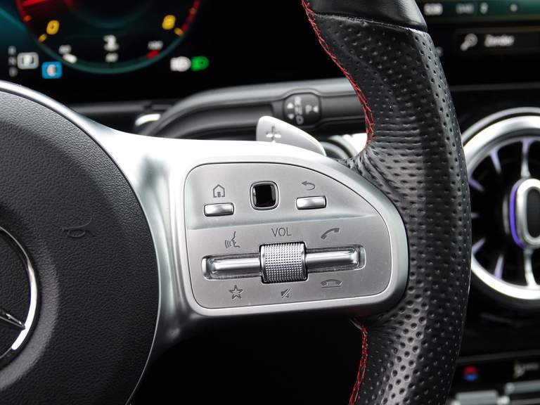Mercedes-Benz Mercedes-Benz