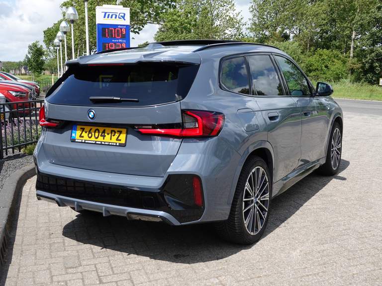 BMW BMW