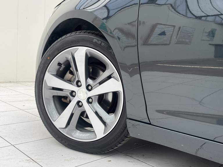 Peugeot Peugeot