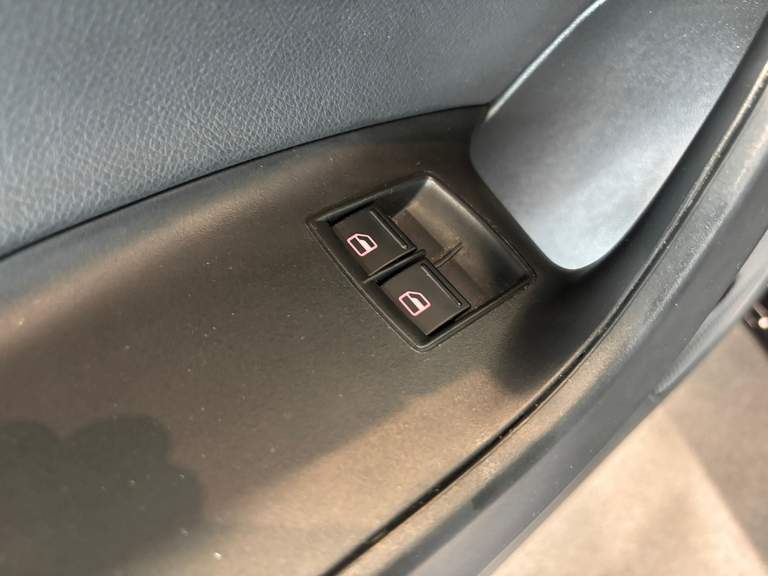 SEAT SEAT