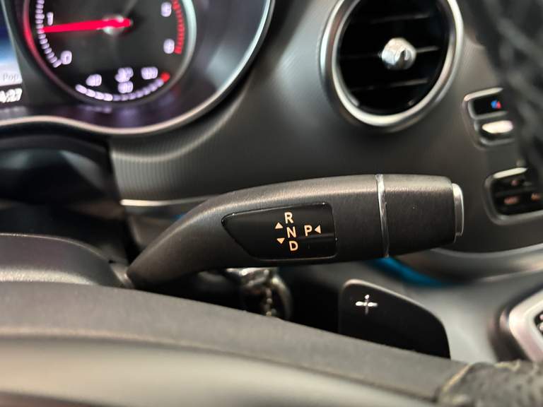 Mercedes-Benz Mercedes-Benz