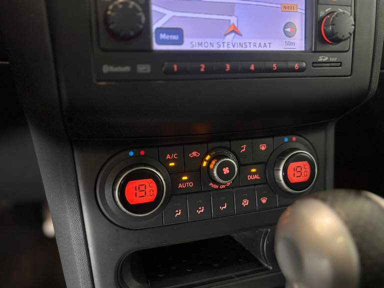 Nissan Nissan