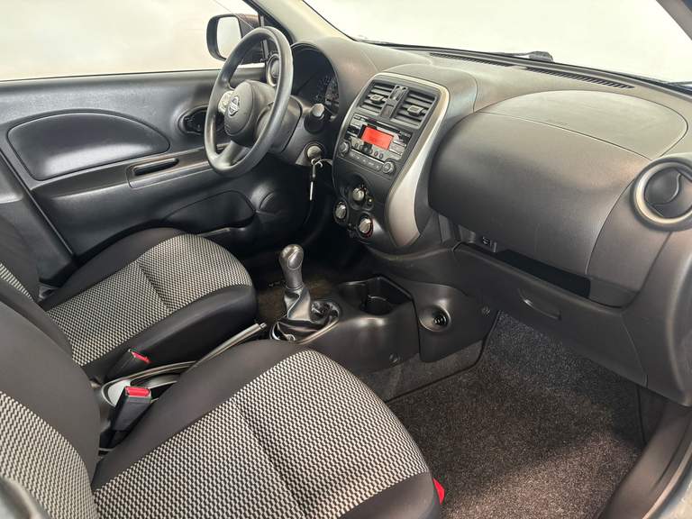 Nissan Nissan