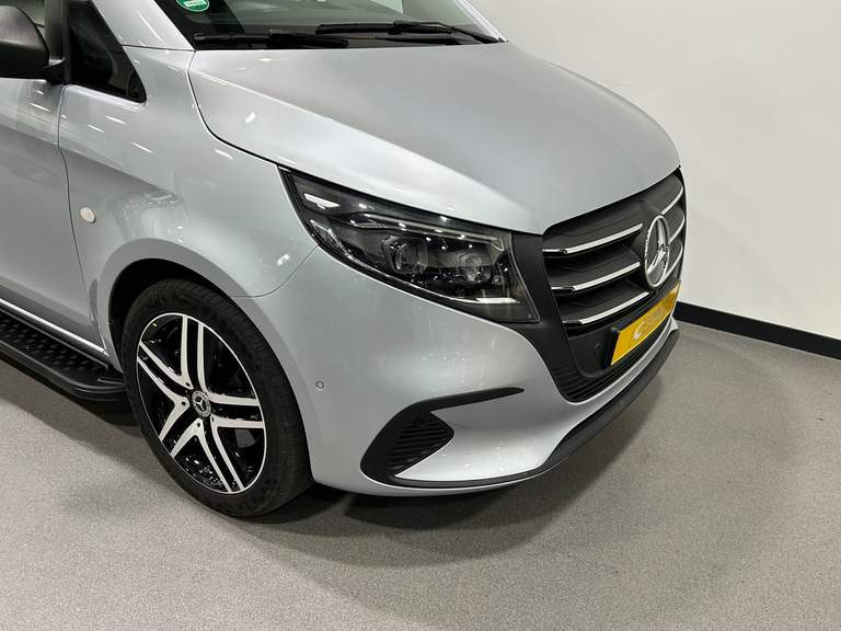 Mercedes-Benz Mercedes-Benz