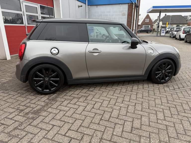 MINI