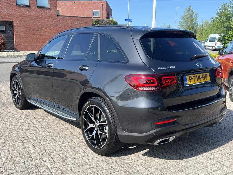 Mercedes-Benz Mercedes-Benz