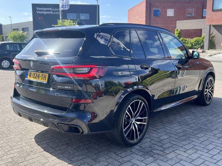 BMW BMW