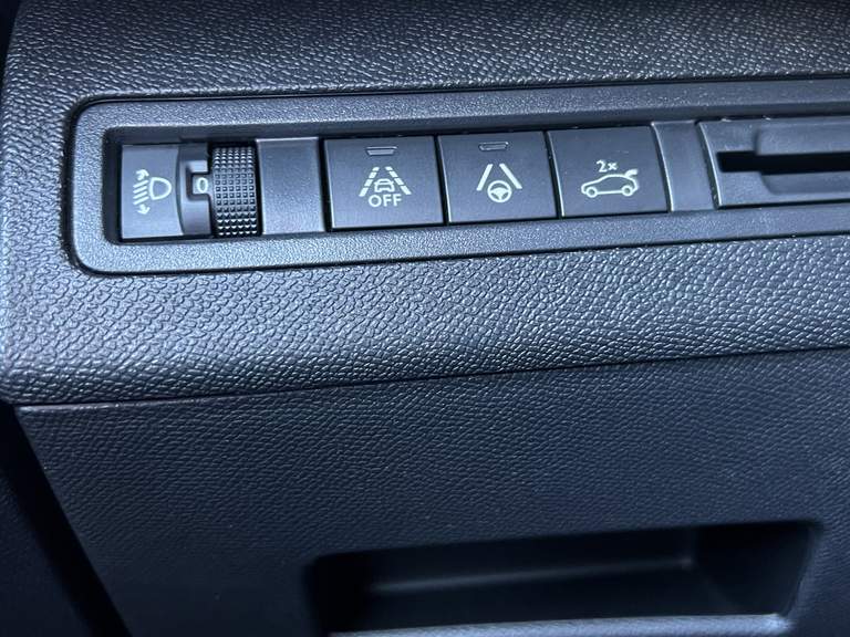 Peugeot Peugeot