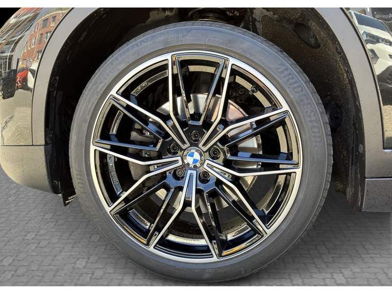 BMW BMW