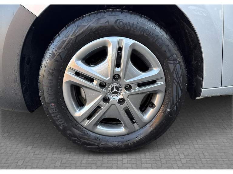 Mercedes-Benz Mercedes-Benz